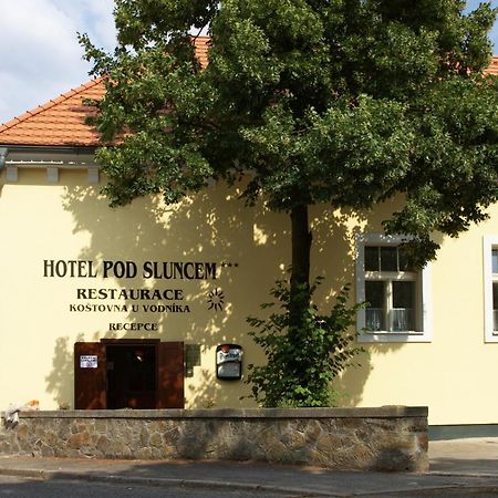 Hotel Pod Sluncem Třebíz 외부 사진